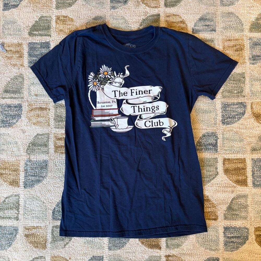 The Office Themed Graphic T-Shirt - The Finer Things Club Women's Size Small